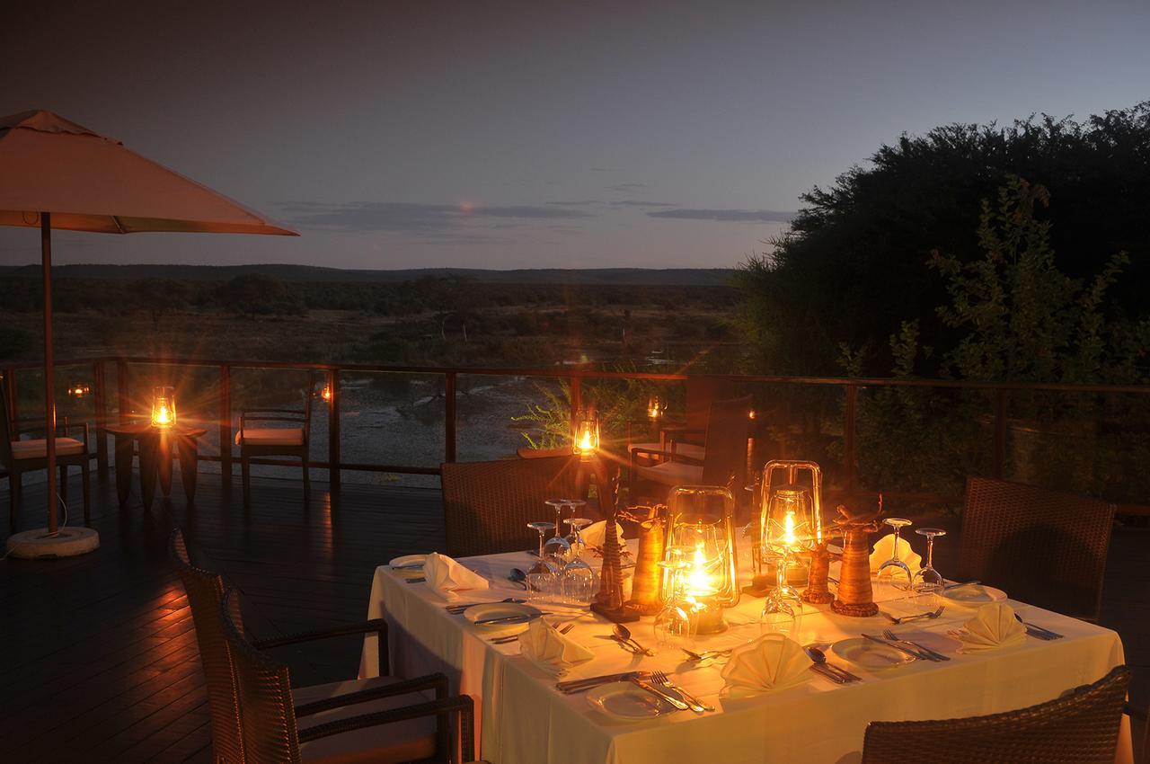 Tau Game Lodge Madikwe Wildreservaat Buitenkant foto